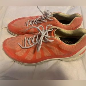 ECCO Siam Performance Sneakers, size EU 40/US 9